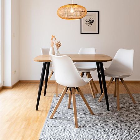 Altstadt Apartment 2 Zimmer Am Weibermarkt Ройтлинген Экстерьер фото