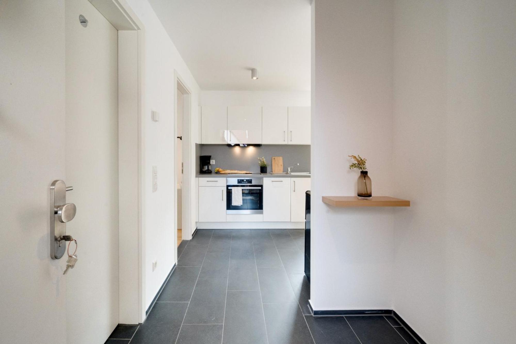 Altstadt Apartment 2 Zimmer Am Weibermarkt Ройтлинген Экстерьер фото