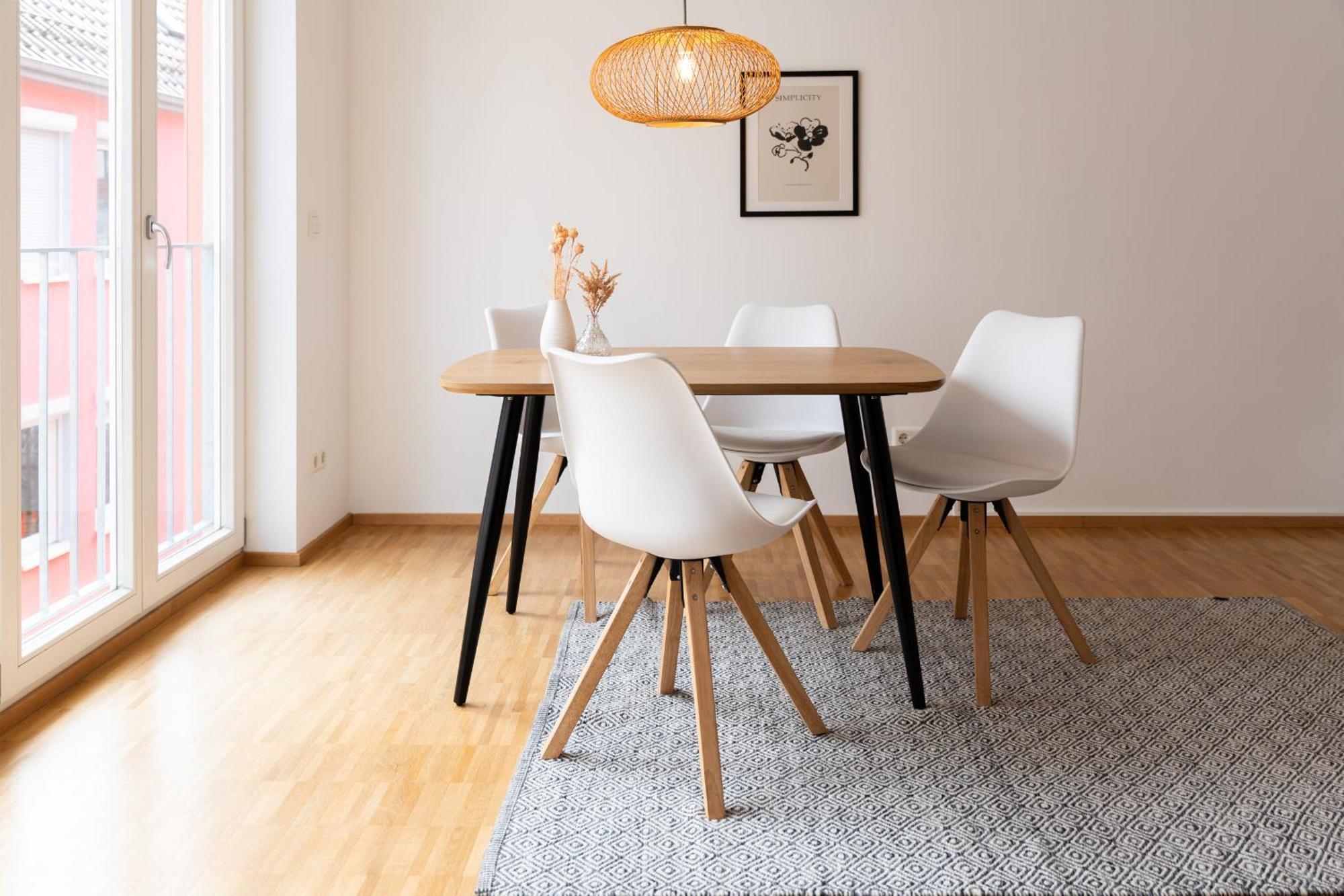 Altstadt Apartment 2 Zimmer Am Weibermarkt Ройтлинген Экстерьер фото